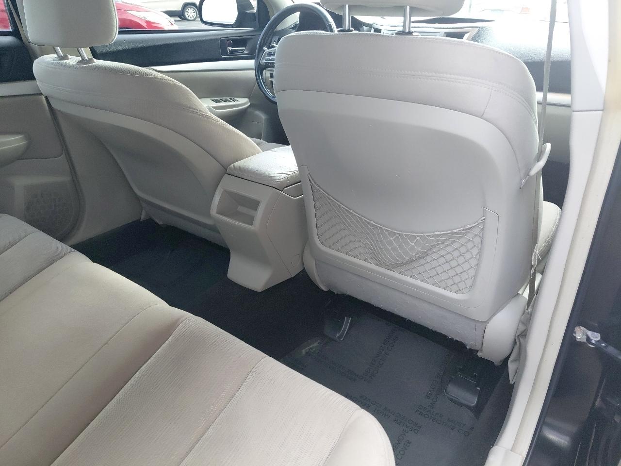 Subaru Legacy 4dr Sdn H4 Auto 2.5i Premium 2013