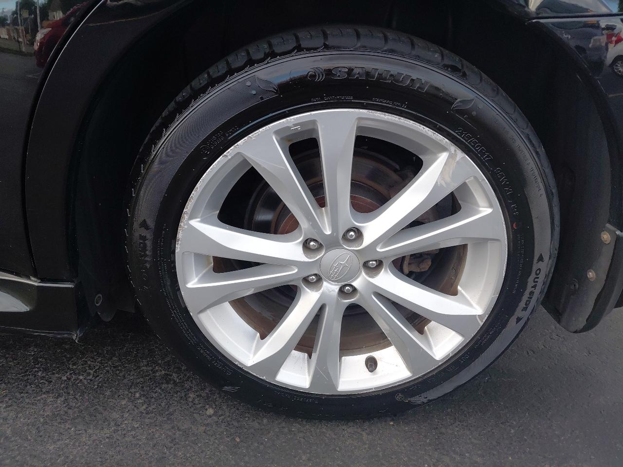 Subaru Legacy 4dr Sdn H4 Auto 2.5i Premium 2013