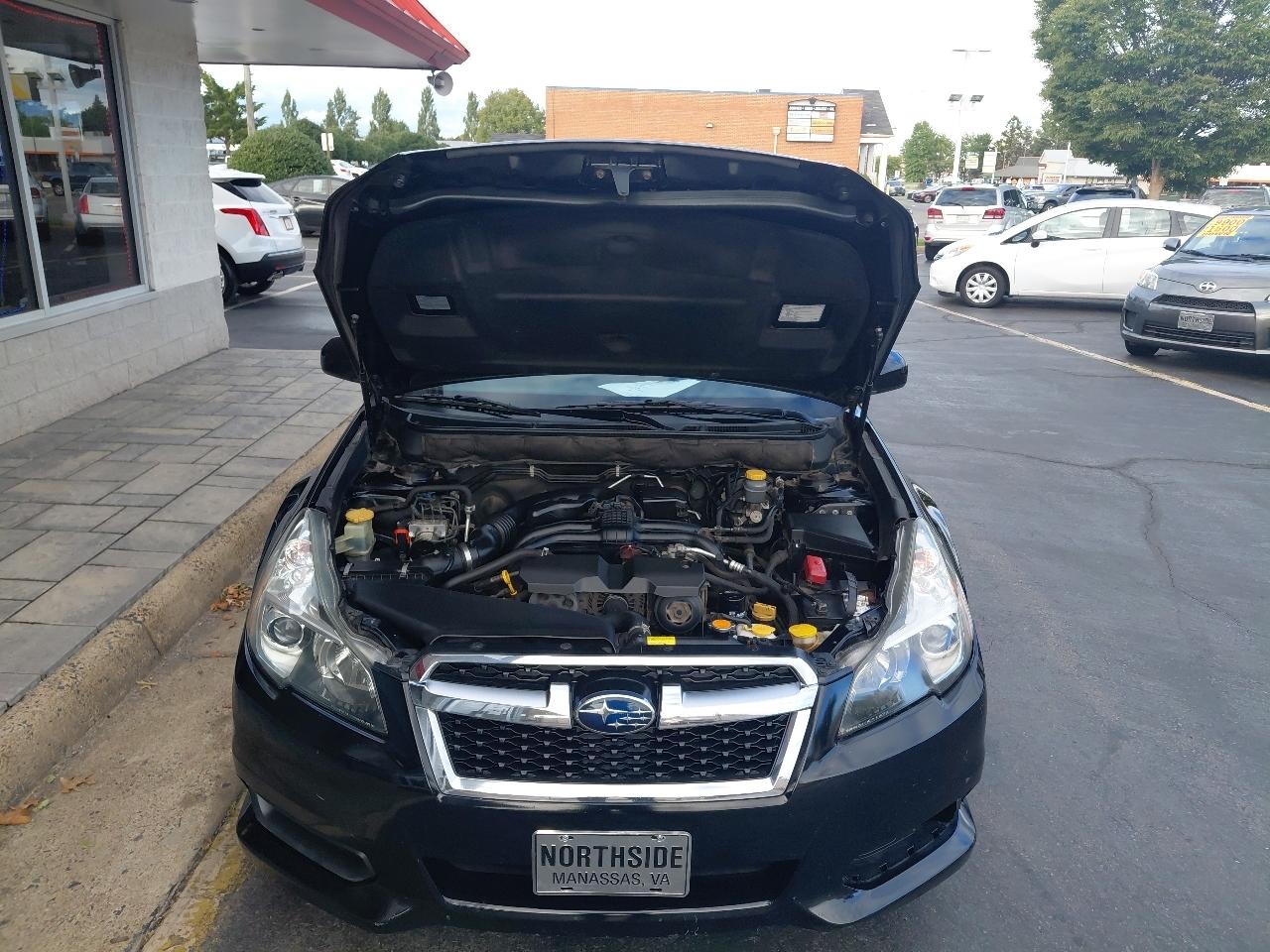 Subaru Legacy 4dr Sdn H4 Auto 2.5i Premium 2013