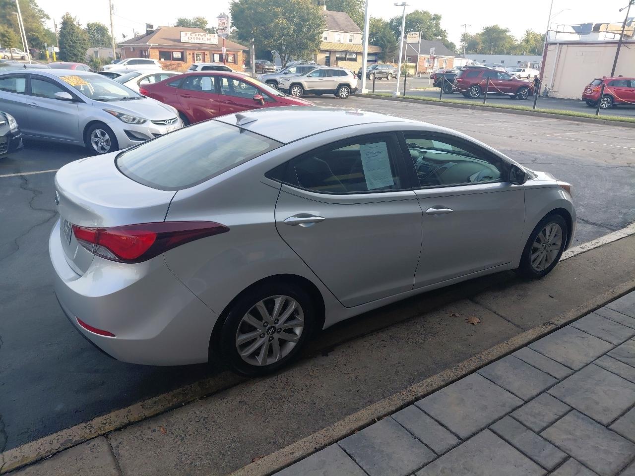 Hyundai Elantra 4dr Sdn Auto SE (Ulsan Plant) 2014