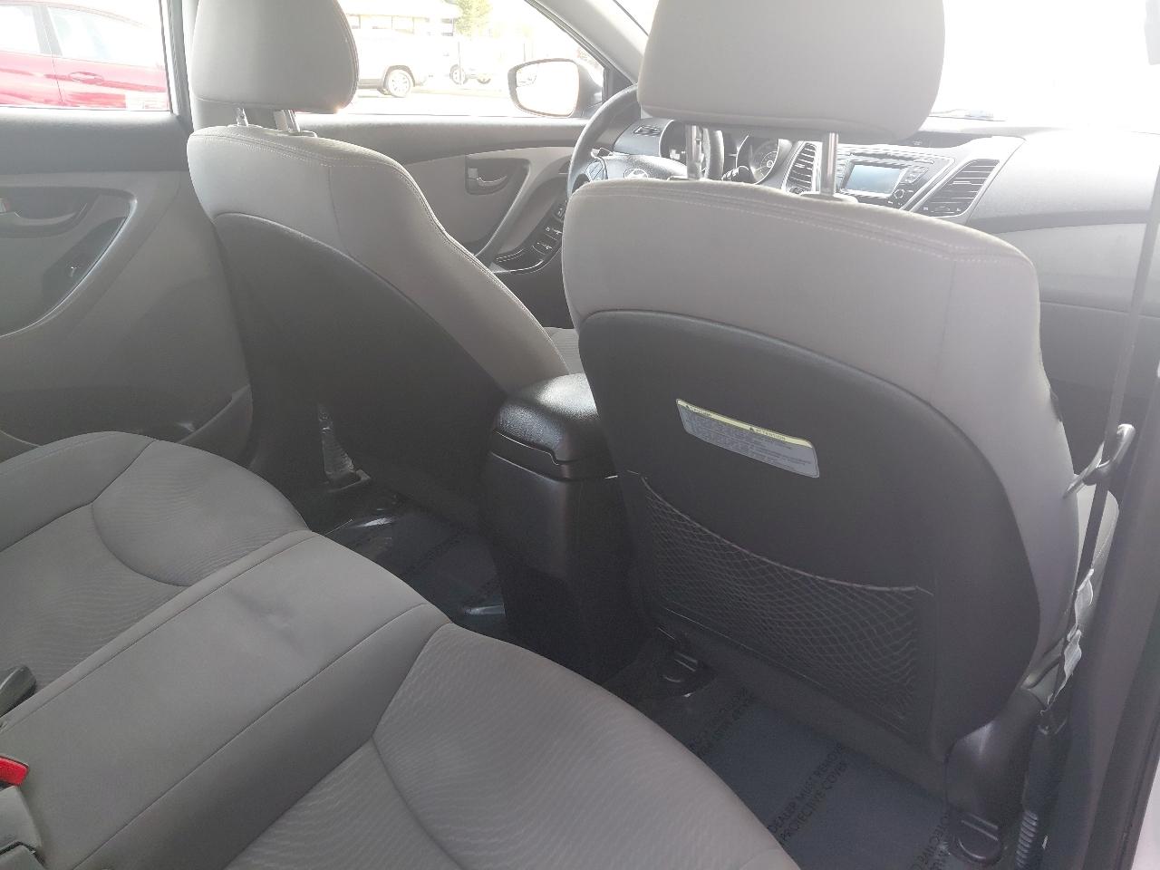 Hyundai Elantra 4dr Sdn Auto SE (Ulsan Plant) 2014