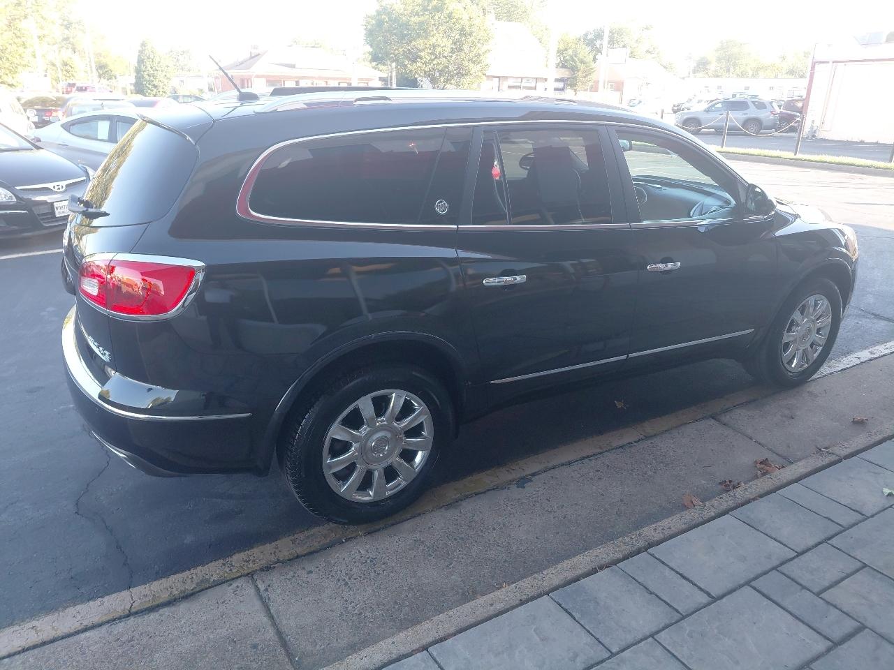 Buick Enclave AWD 4dr Premium 2013