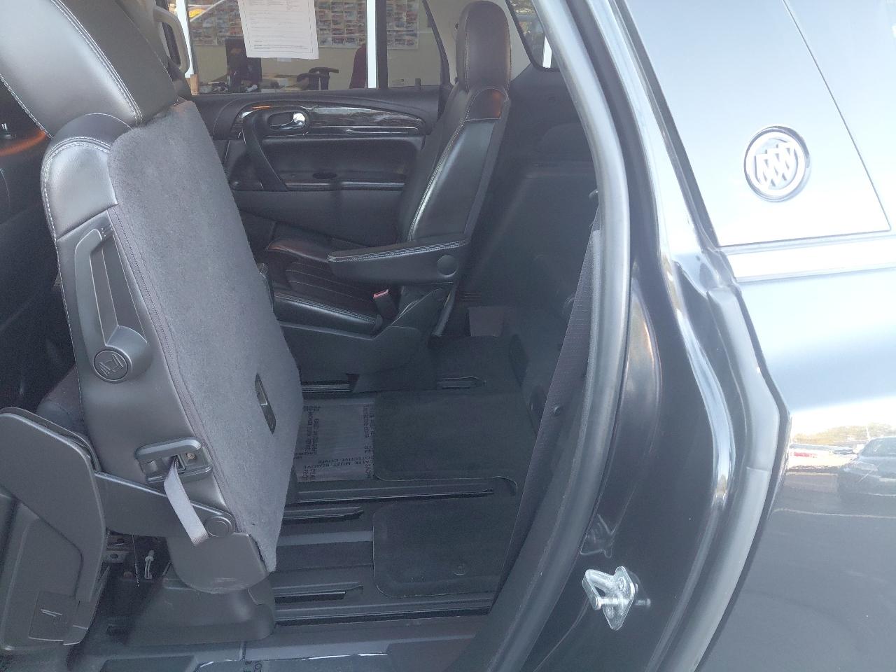 Buick Enclave AWD 4dr Premium 2013