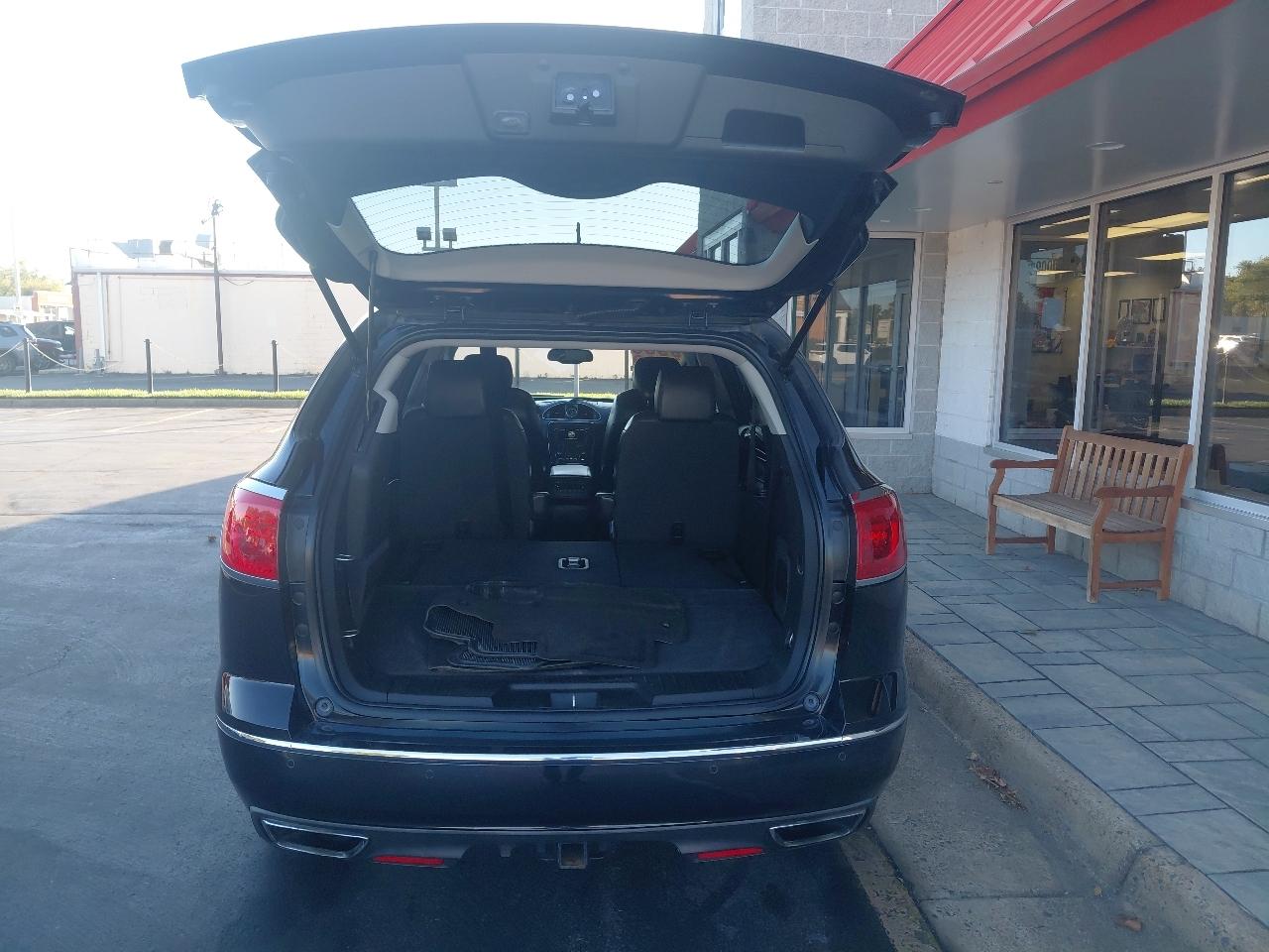 Buick Enclave AWD 4dr Premium 2013