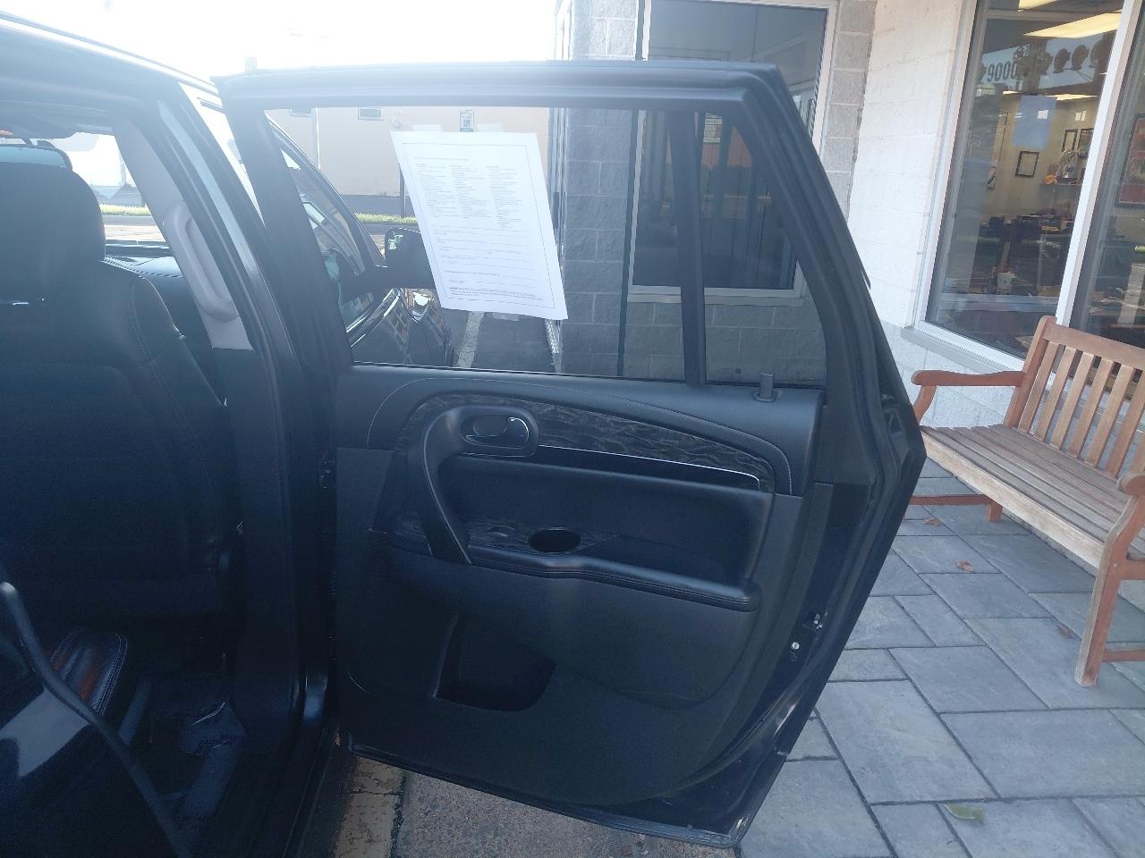 Buick Enclave AWD 4dr Premium 2013