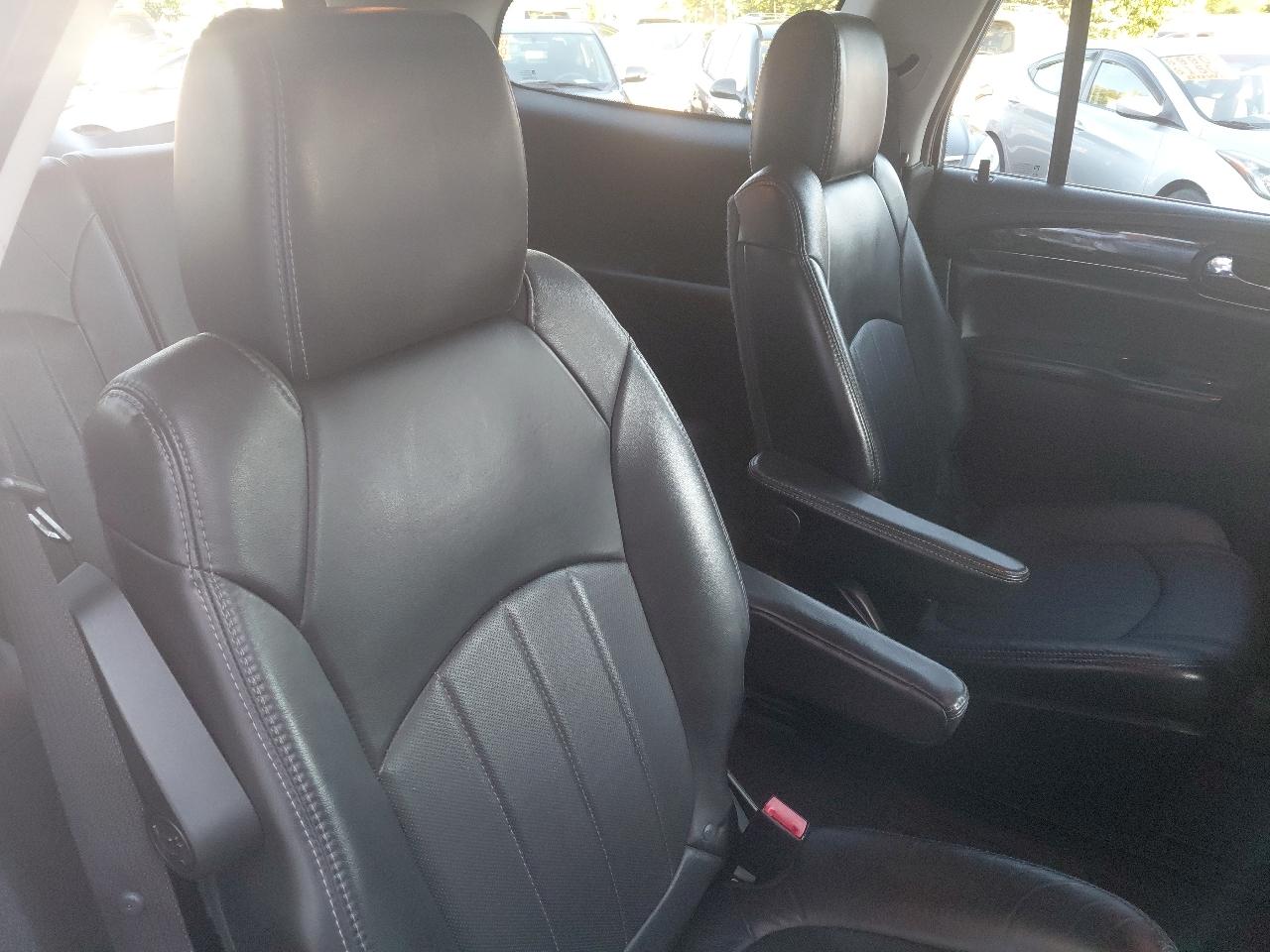Buick Enclave AWD 4dr Premium 2013