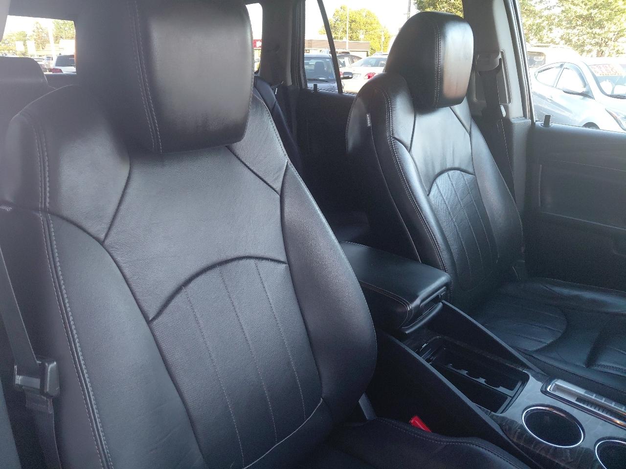 Buick Enclave AWD 4dr Premium 2013
