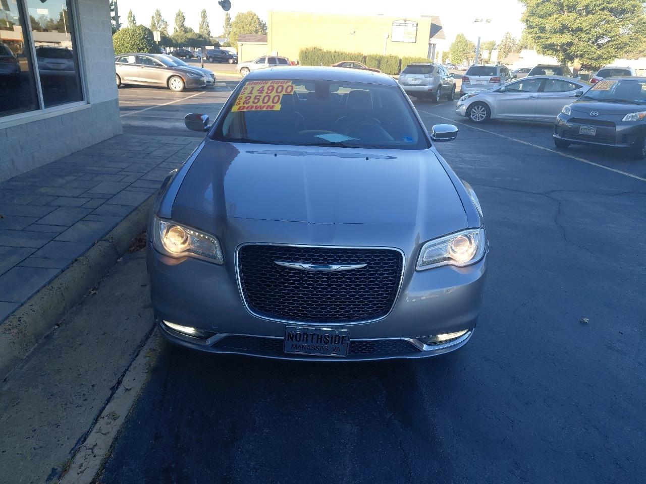 Chrysler 300 4dr Sdn 300C RWD 2016
