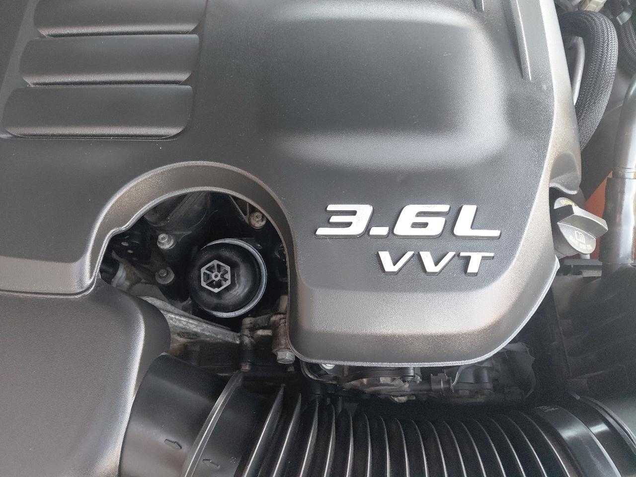 Chrysler 300 4dr Sdn 300C RWD 2016