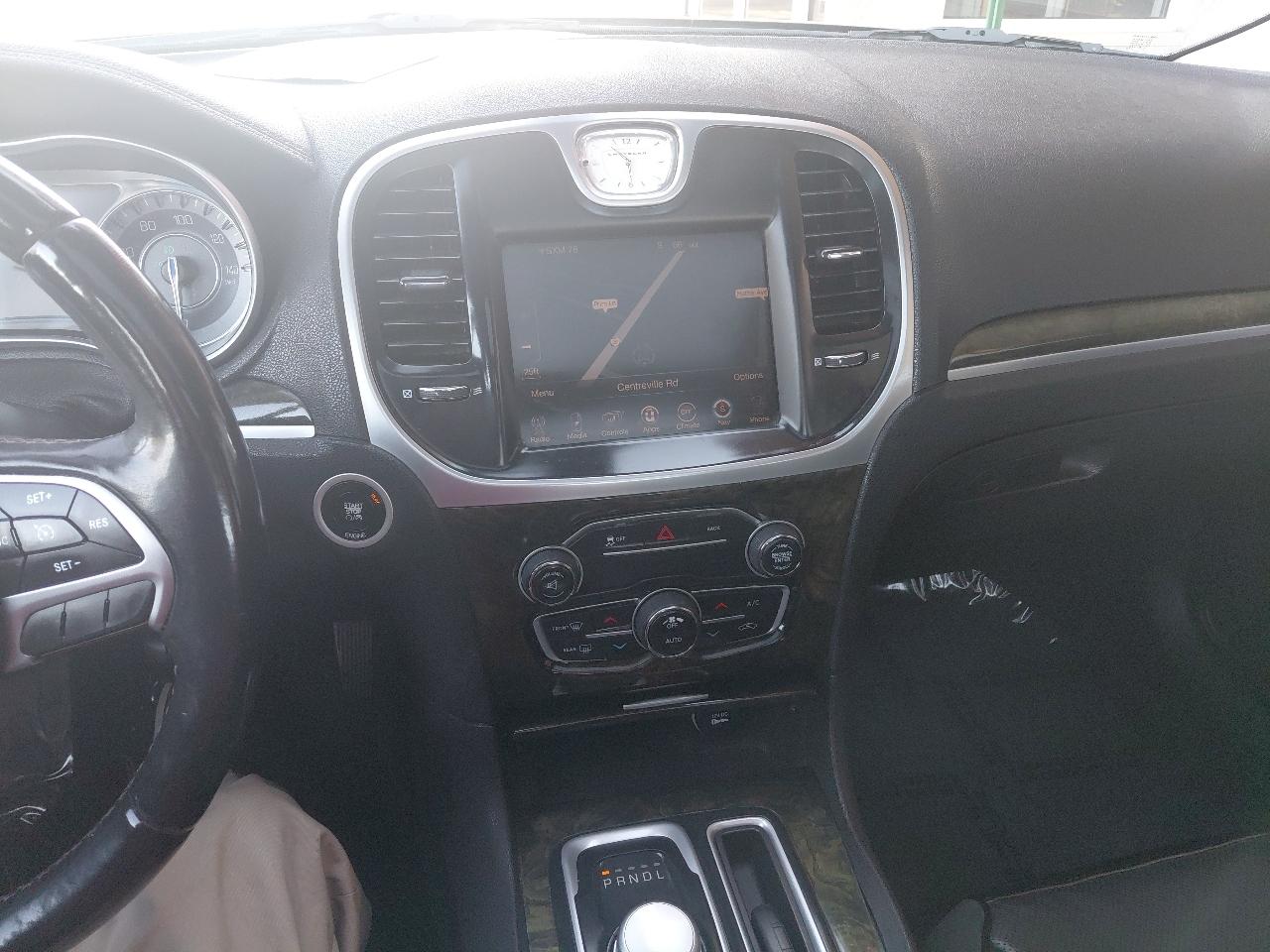 Chrysler 300 4dr Sdn 300C RWD 2016