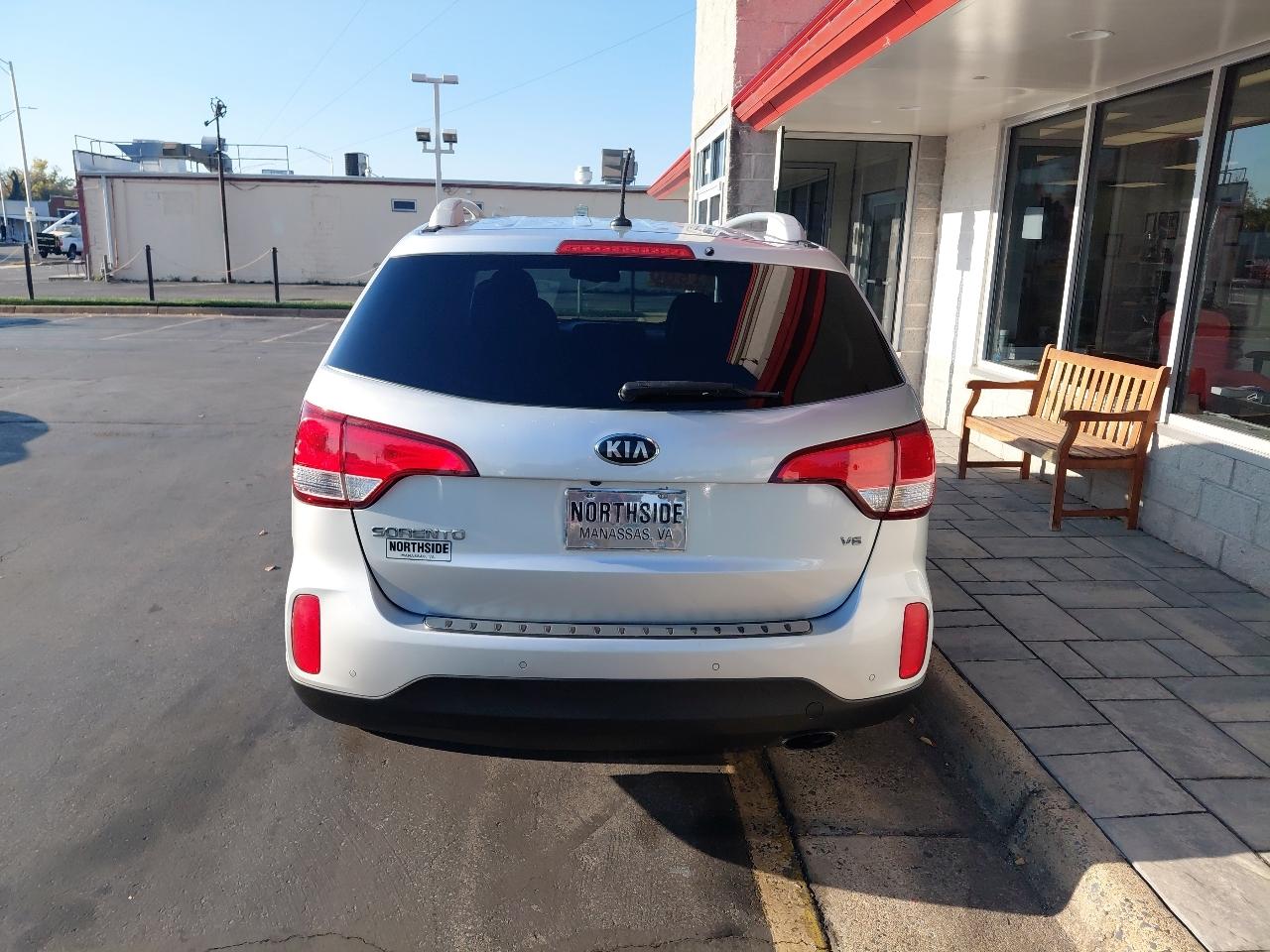 Kia Sorento AWD 4dr V6 LX 2015