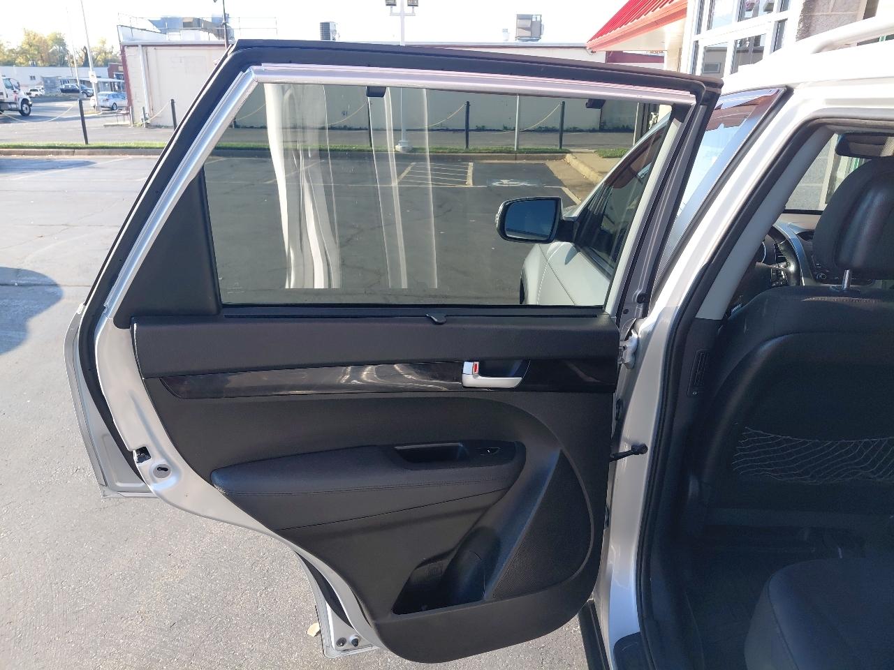 Kia Sorento AWD 4dr V6 LX 2015