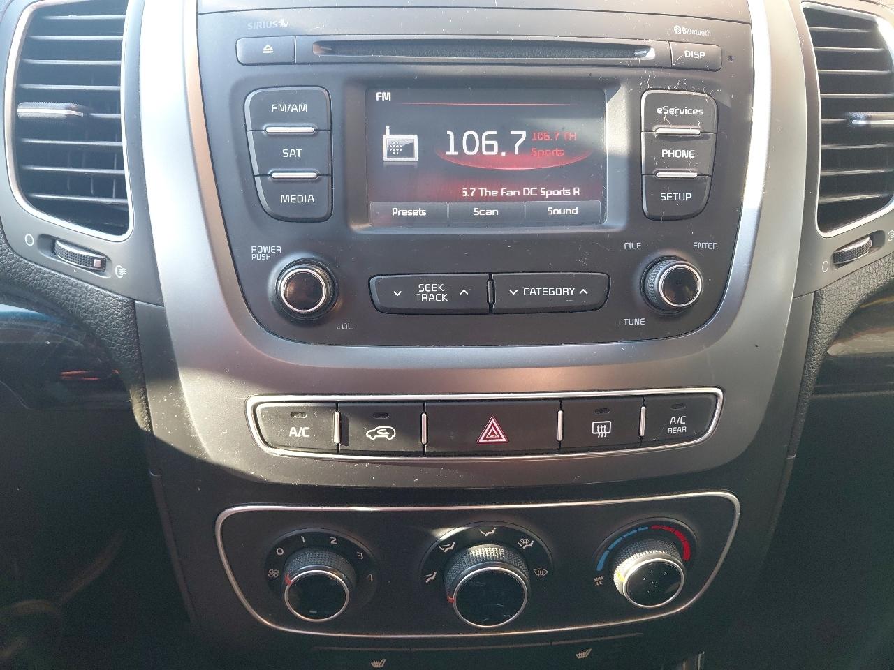 Kia Sorento AWD 4dr V6 LX 2015