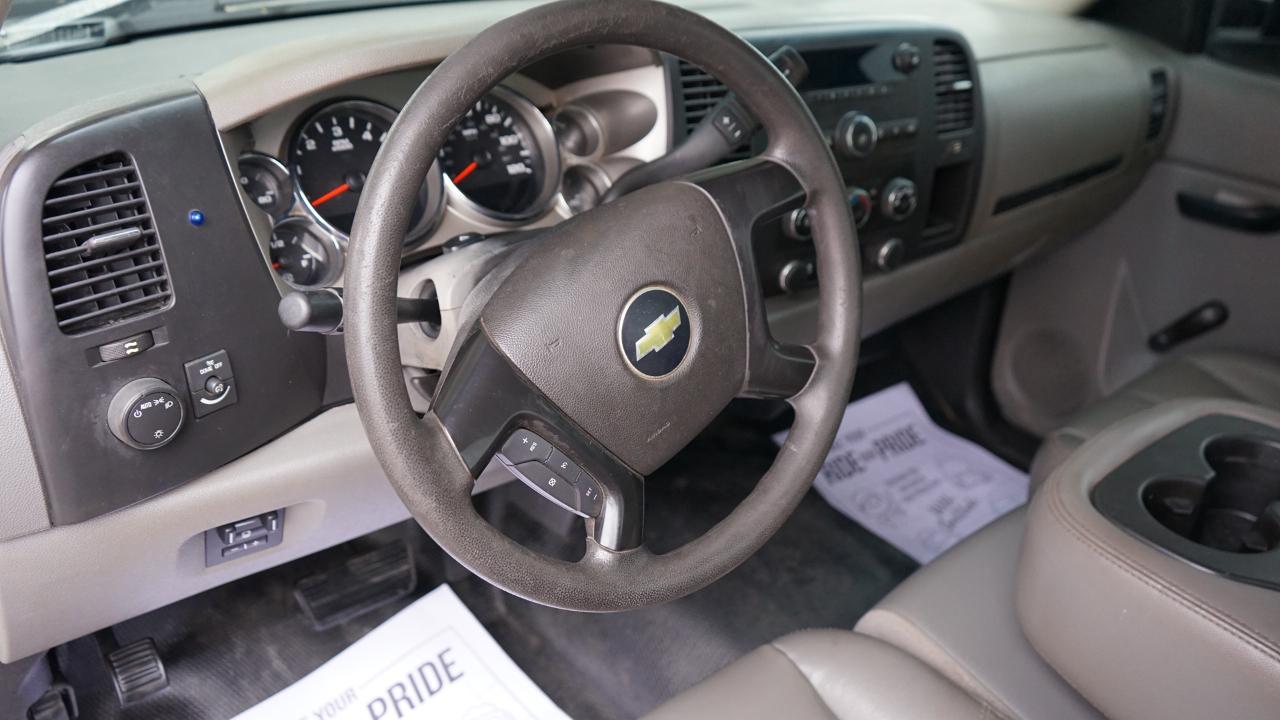 Chevrolet Silverado 2500HD Work Truck Long Box 2WD 2013