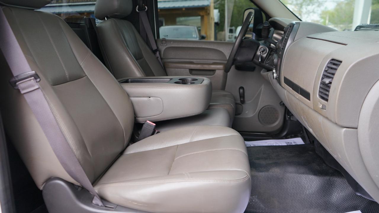 Chevrolet Silverado 2500HD Work Truck Long Box 2WD 2013