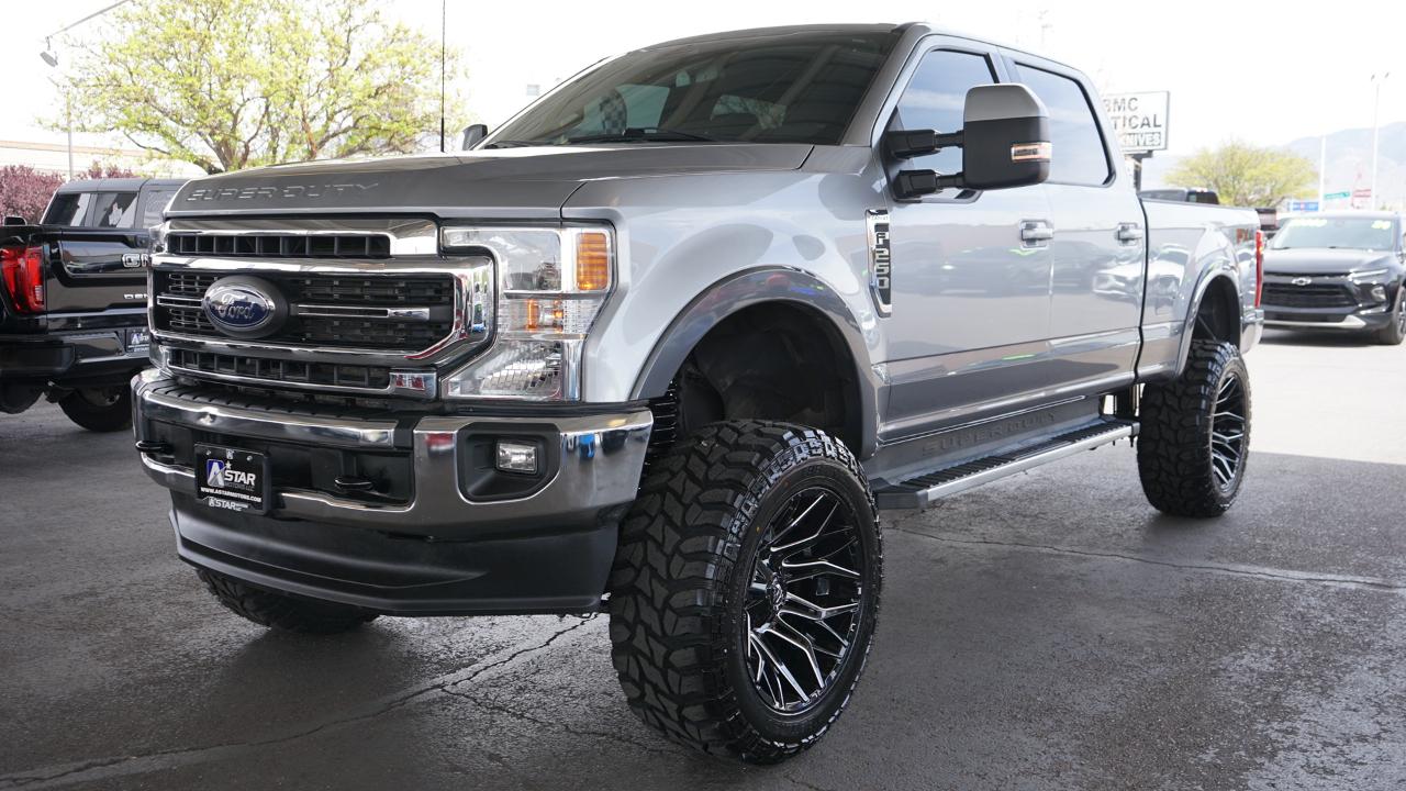Ford F-250 SD Lariat Crew Cab 4WD 2022