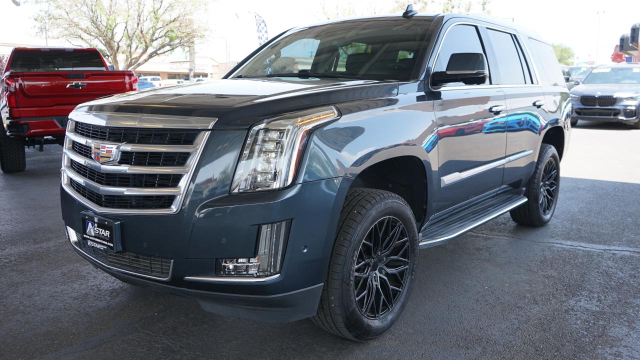 Cadillac Escalade Luxury 2WD 2020