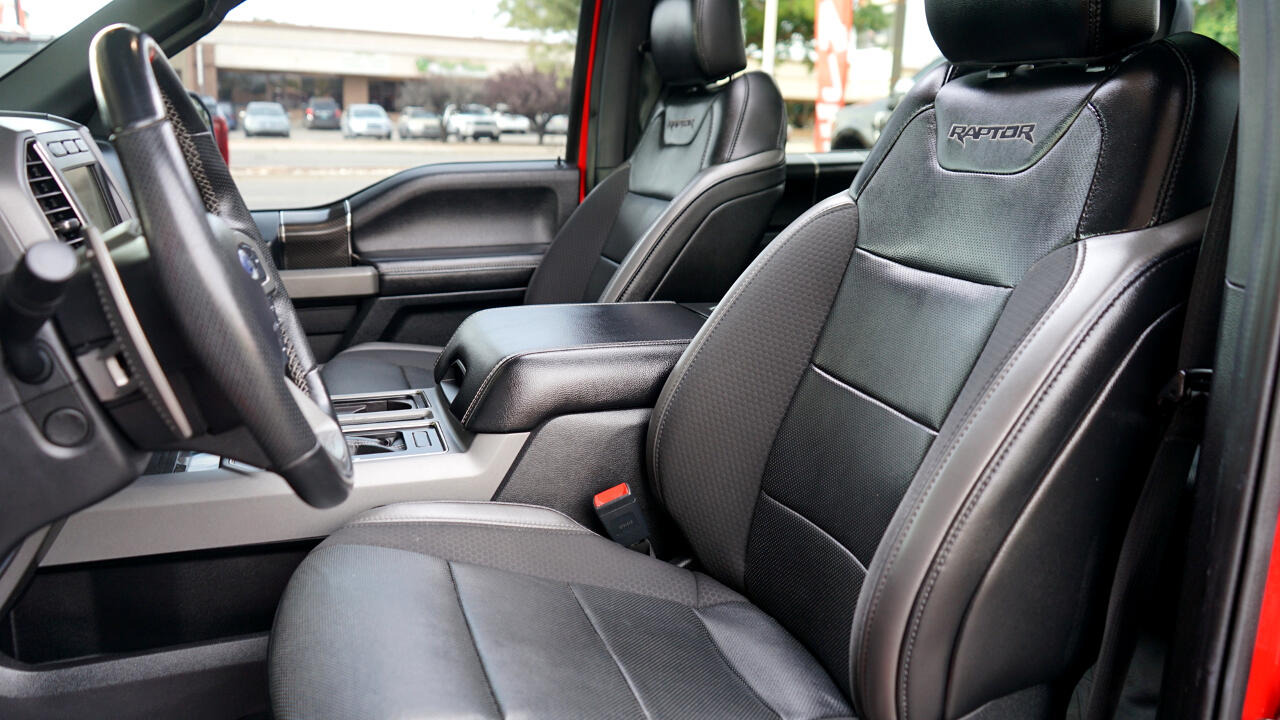 2019 Ford F-150 Raptor photo 23