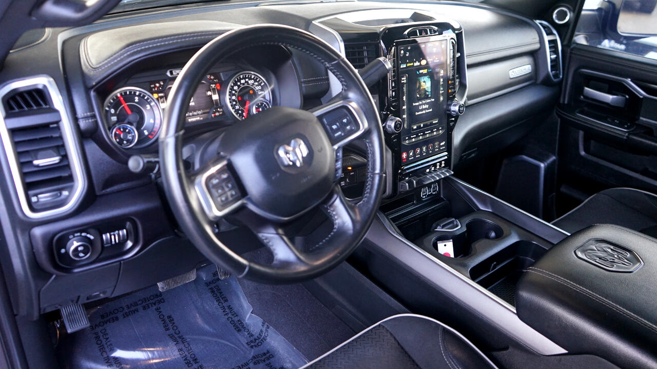 RAM 2500 Laramie Crew Cab SWB 4WD 2021 RAM 2500 Laramie Crew Cab SWB 4WD 2021