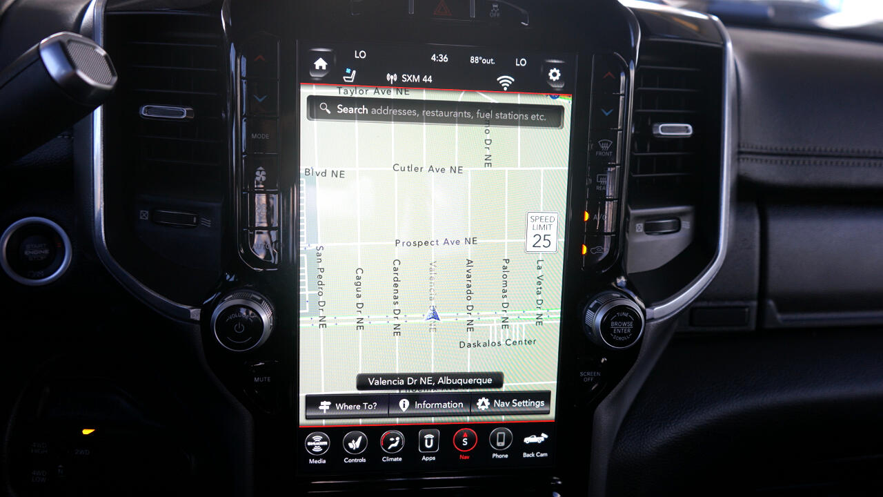 RAM 2500 Laramie Crew Cab SWB 4WD 2021 RAM 2500 Laramie Crew Cab SWB 4WD 2021