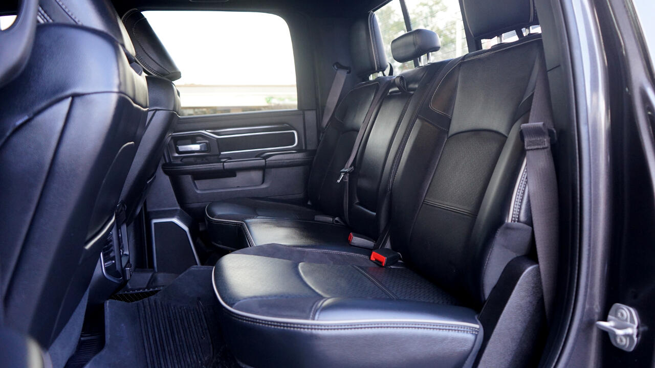 RAM 2500 Laramie Crew Cab SWB 4WD 2021 RAM 2500 Laramie Crew Cab SWB 4WD 2021