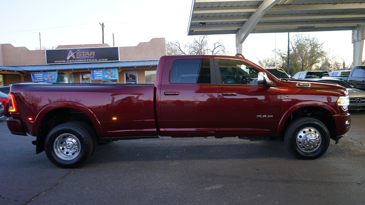 RAM 3500 Laramie Crew Cab LWB 4WD DRW 2022