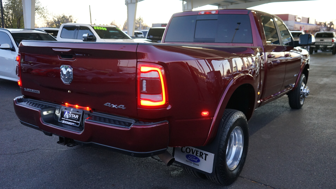 RAM 3500 Laramie Crew Cab LWB 4WD DRW 2022