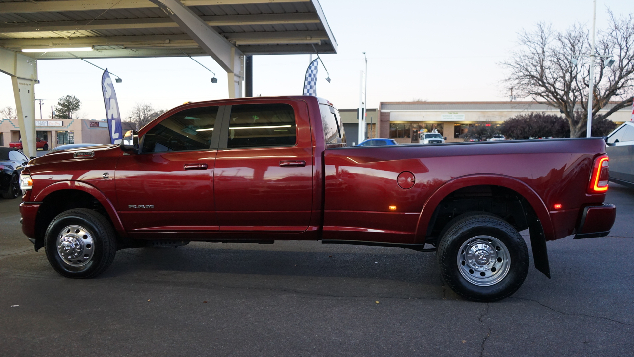 RAM 3500 Laramie Crew Cab LWB 4WD DRW 2022
