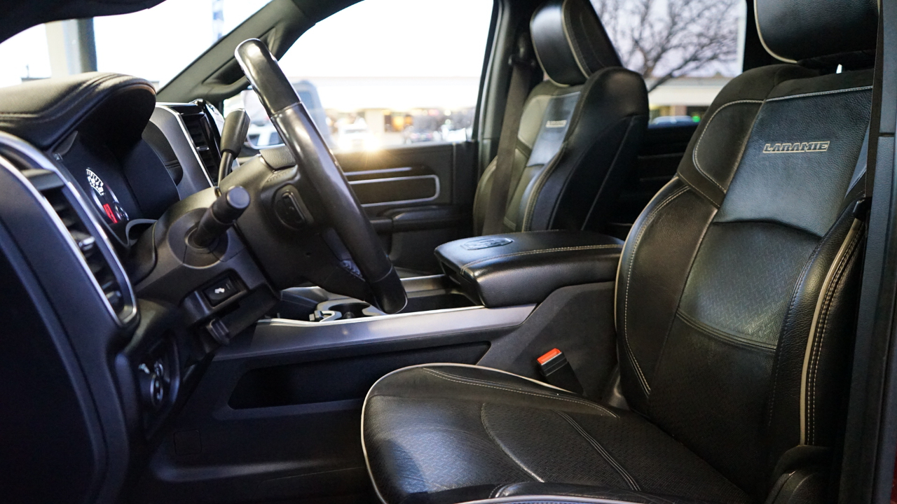 RAM 3500 Laramie Crew Cab LWB 4WD DRW 2022