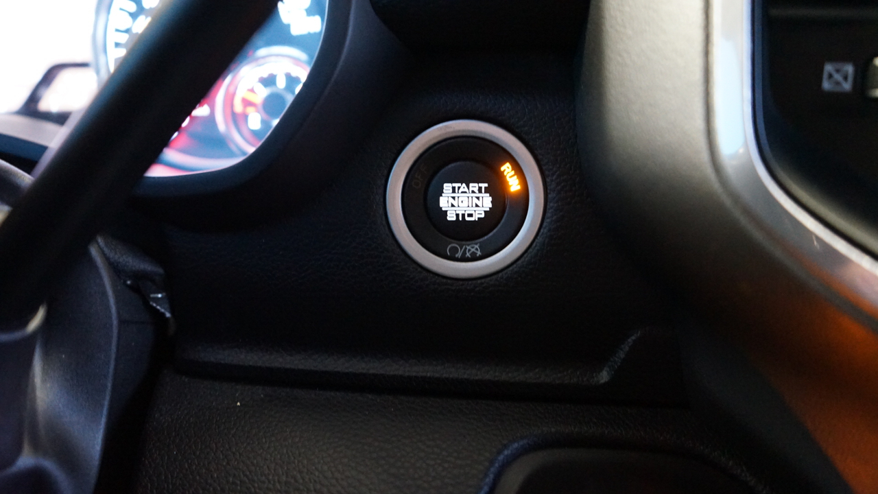 RAM 3500 Laramie Crew Cab LWB 4WD DRW 2022