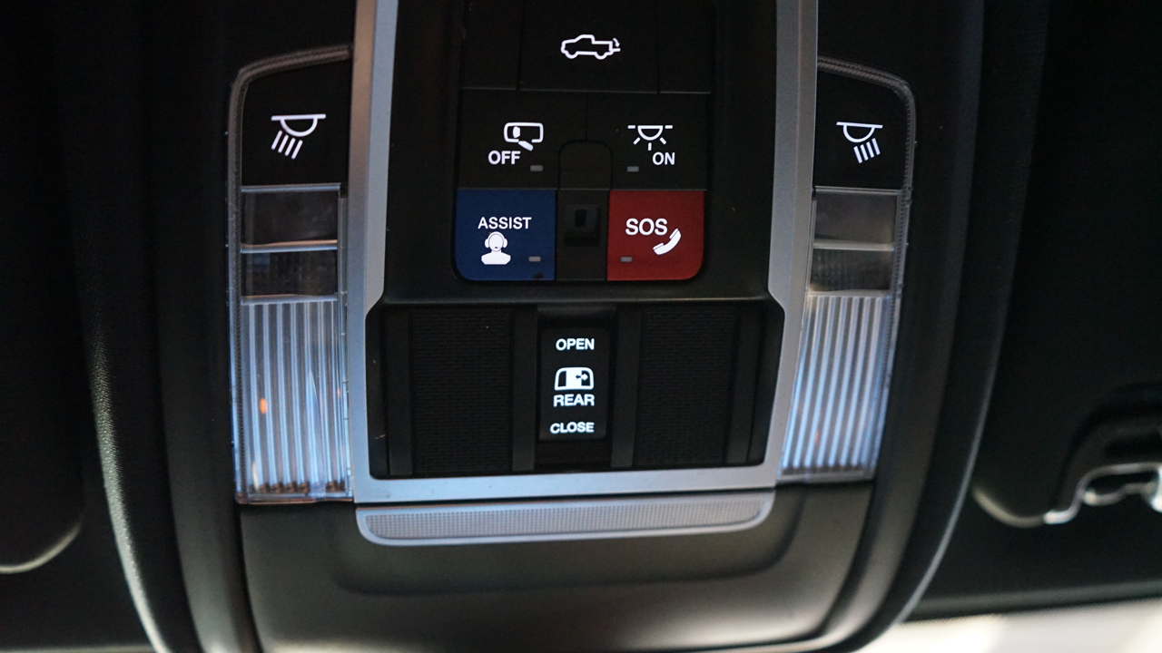 RAM 3500 Laramie Crew Cab LWB 4WD DRW 2022