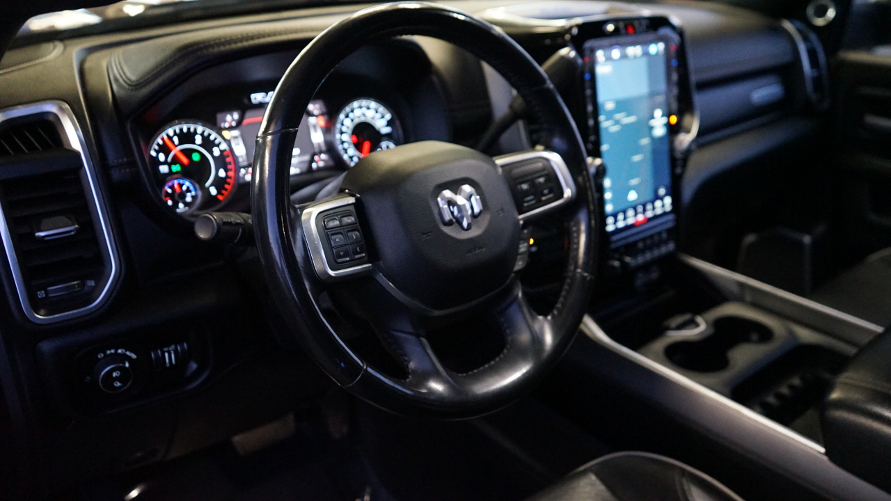 RAM 3500 Laramie Crew Cab LWB 4WD DRW 2022