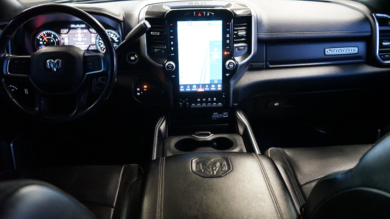 RAM 3500 Laramie Crew Cab LWB 4WD DRW 2022