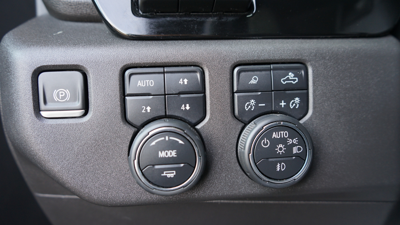 Chevrolet Silverado 1500 ZR2 Crew Cab 4WD 2023