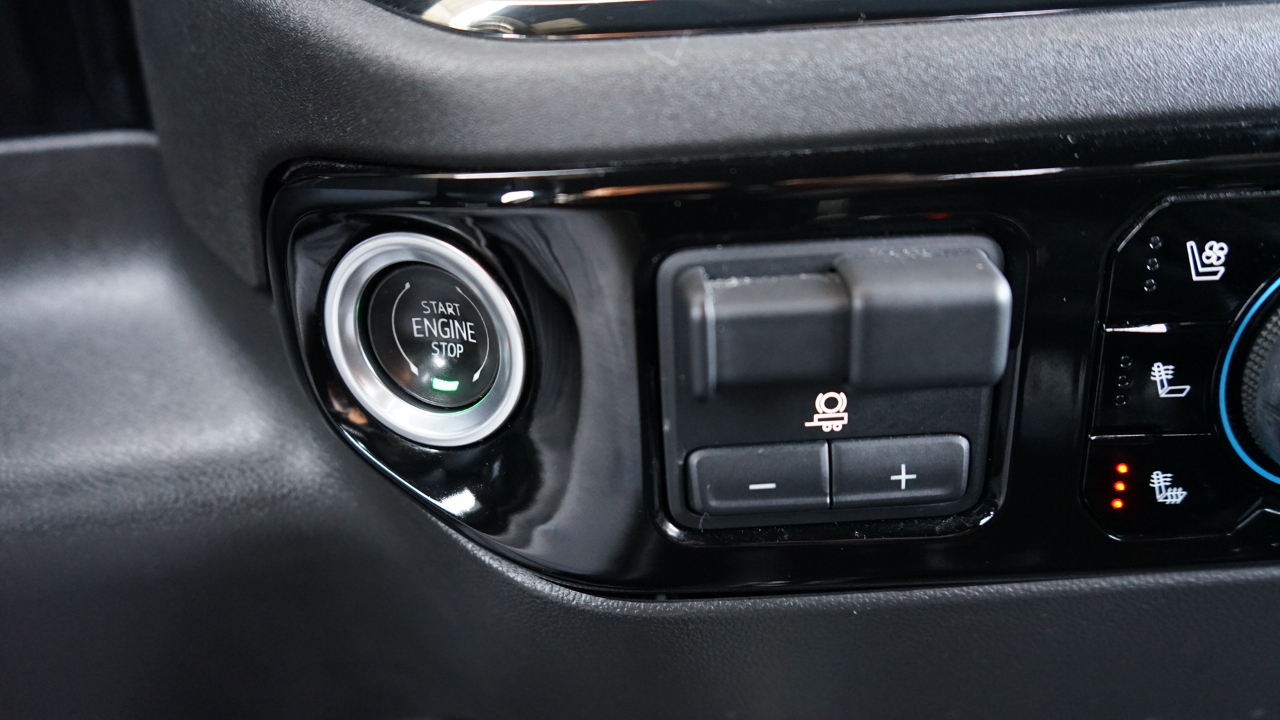 Chevrolet Silverado 1500 ZR2 Crew Cab 4WD 2023