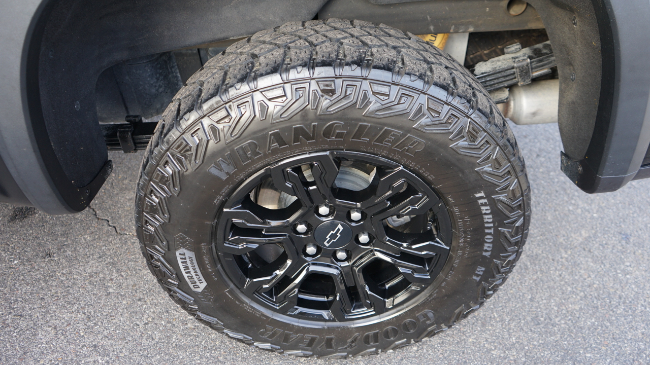 Chevrolet Silverado 1500 ZR2 Crew Cab 4WD 2023