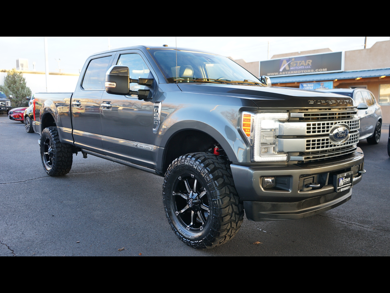 Ford F-250 SD Platinum Crew Cab 4WD 2017