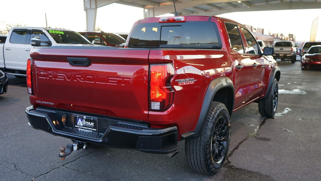 Chevrolet Colorado Trail Boss Crew Cab 4WD 2025