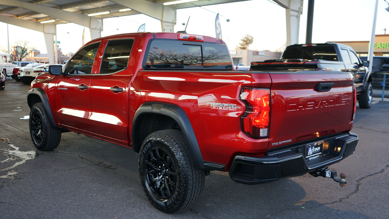 Chevrolet Colorado Trail Boss Crew Cab 4WD 2025