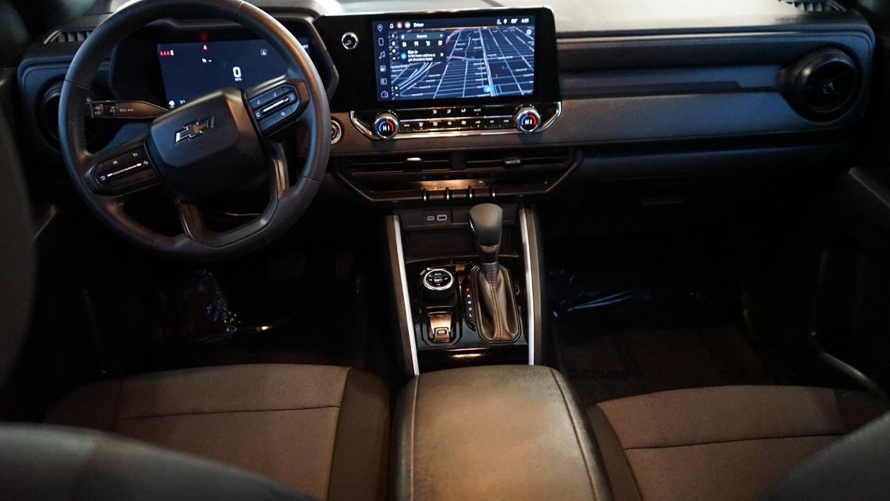 Chevrolet Colorado Trail Boss Crew Cab 4WD 2025