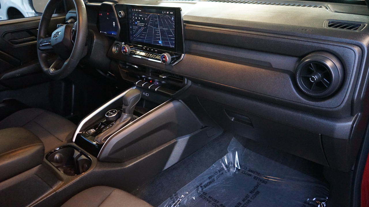 Chevrolet Colorado Trail Boss Crew Cab 4WD 2025