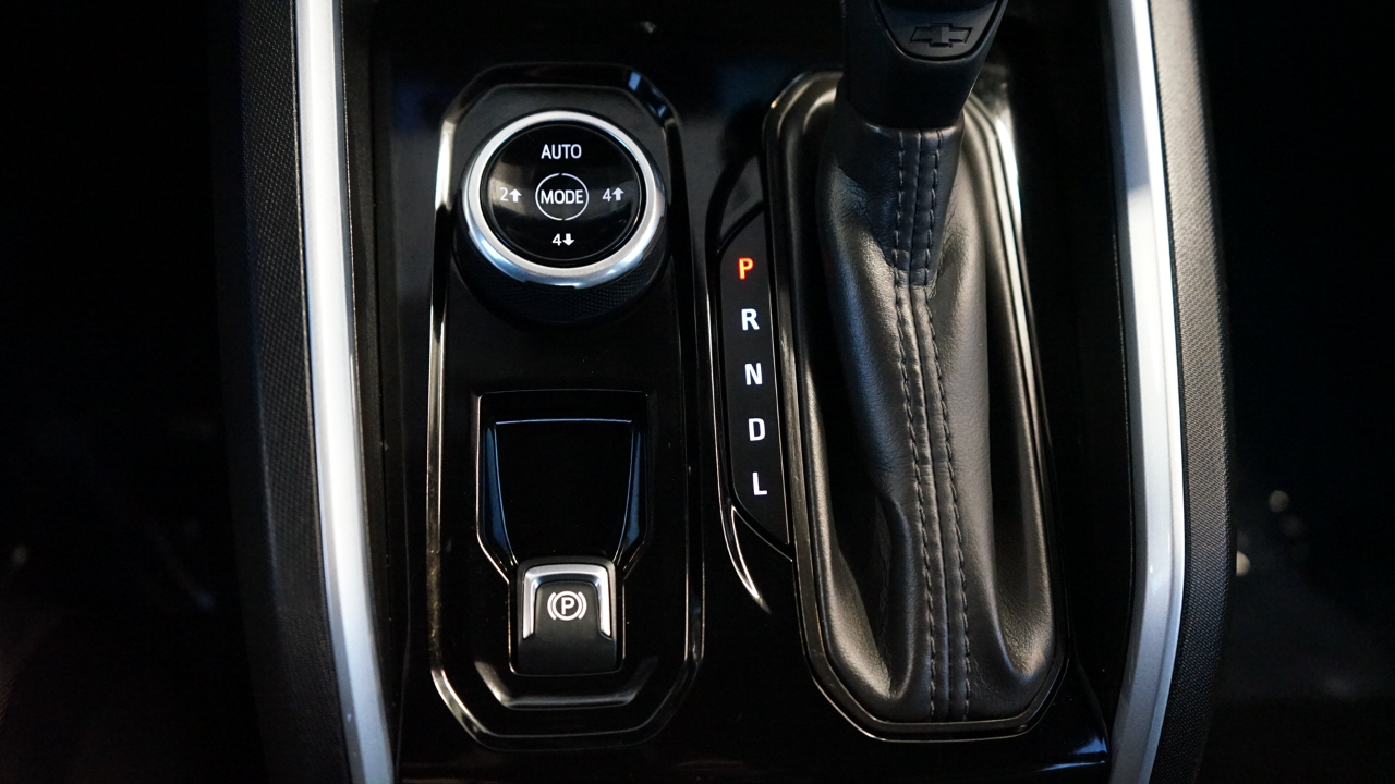 Chevrolet Colorado Trail Boss Crew Cab 4WD 2025