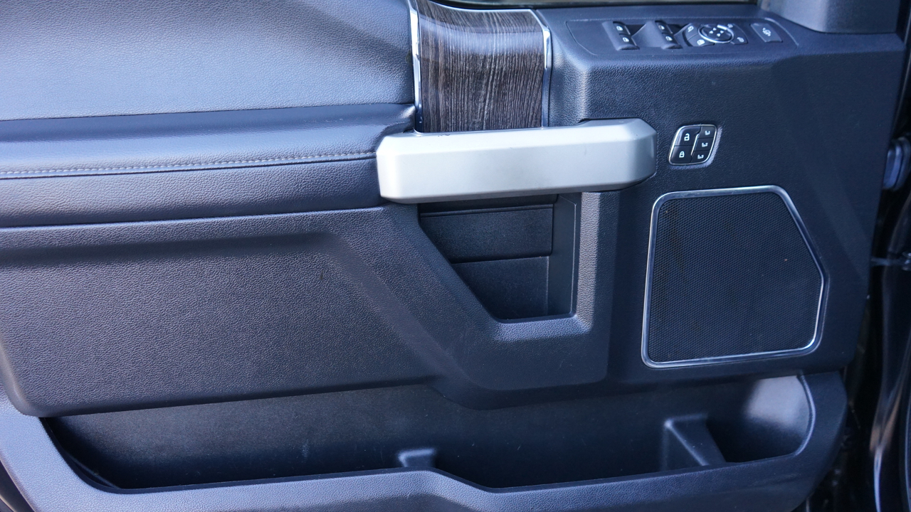 Ford F-250 SD Platinum Crew Cab 4WD 2020