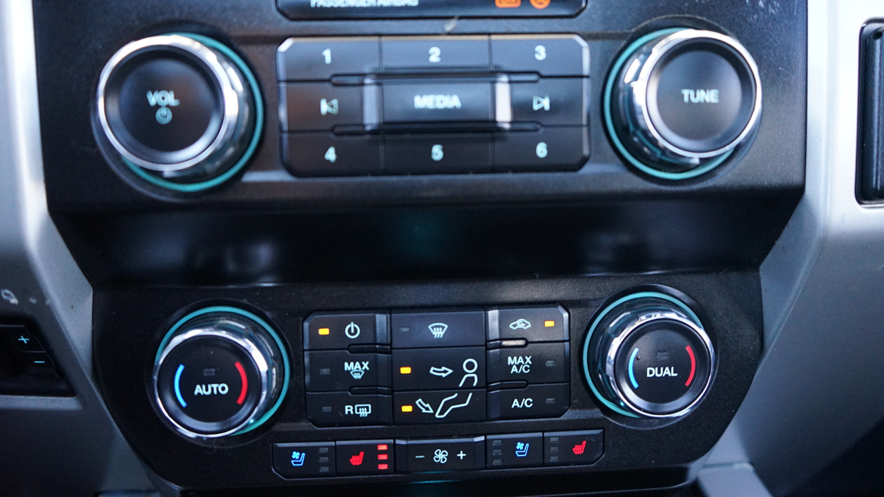 Ford F-250 SD Platinum Crew Cab 4WD 2020