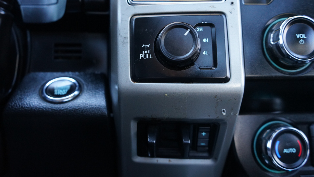 Ford F-250 SD Platinum Crew Cab 4WD 2020