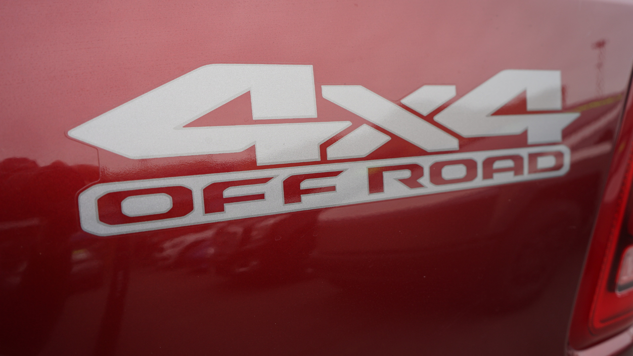 RAM 1500 Big Horn Crew Cab LWB 4WD 2019