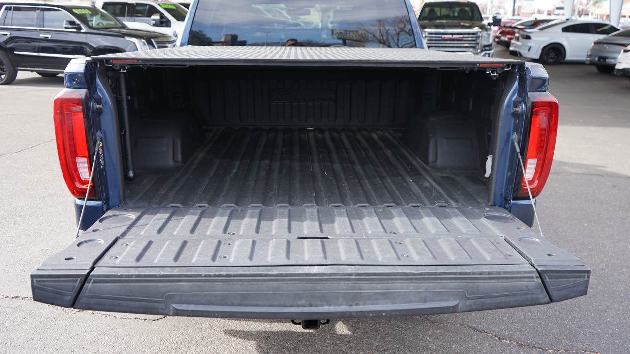 GMC Sierra 1500 Limited SLT Crew Cab Short Box 4WD 2022