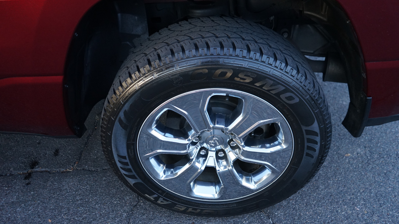 RAM 1500 Big Horn Quad Cab 4WD 2020