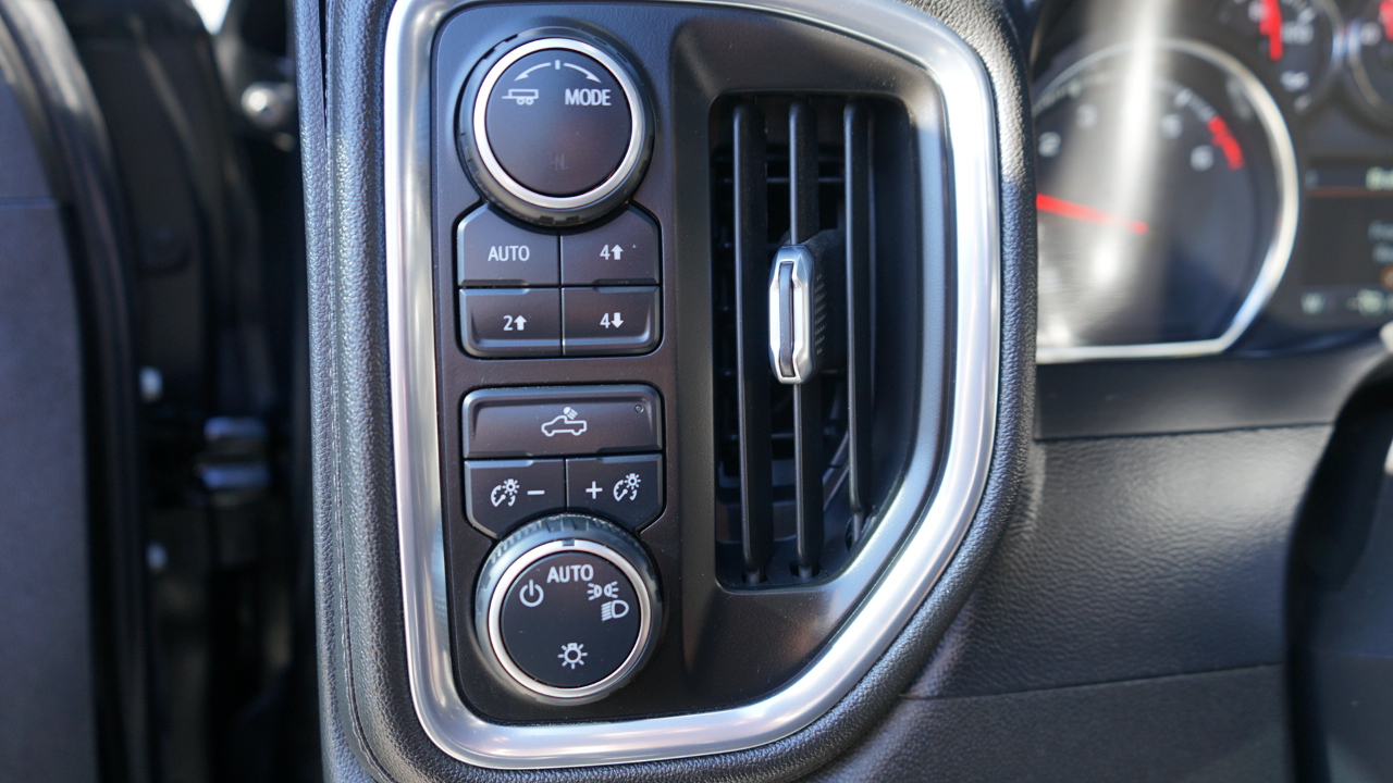 Chevrolet Silverado 1500 LT Crew Cab 4WD 2021