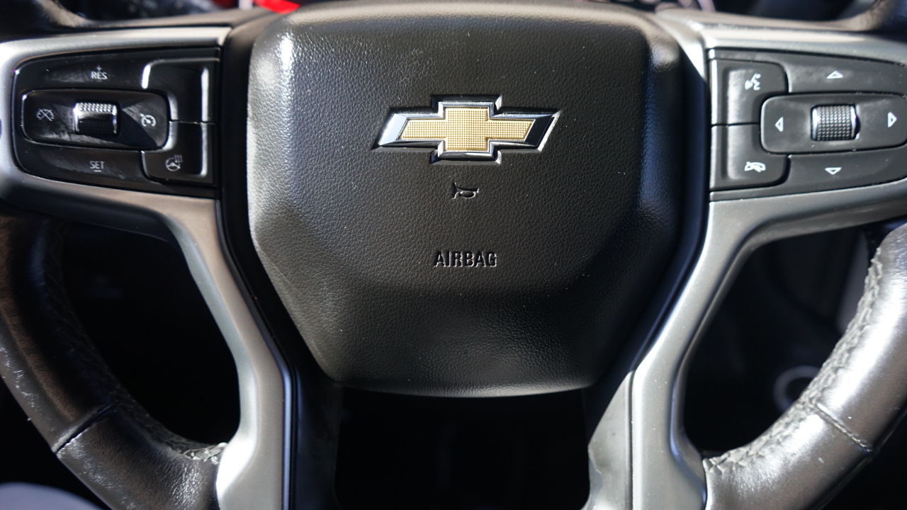 Chevrolet Silverado 1500 LT Crew Cab 4WD 2021